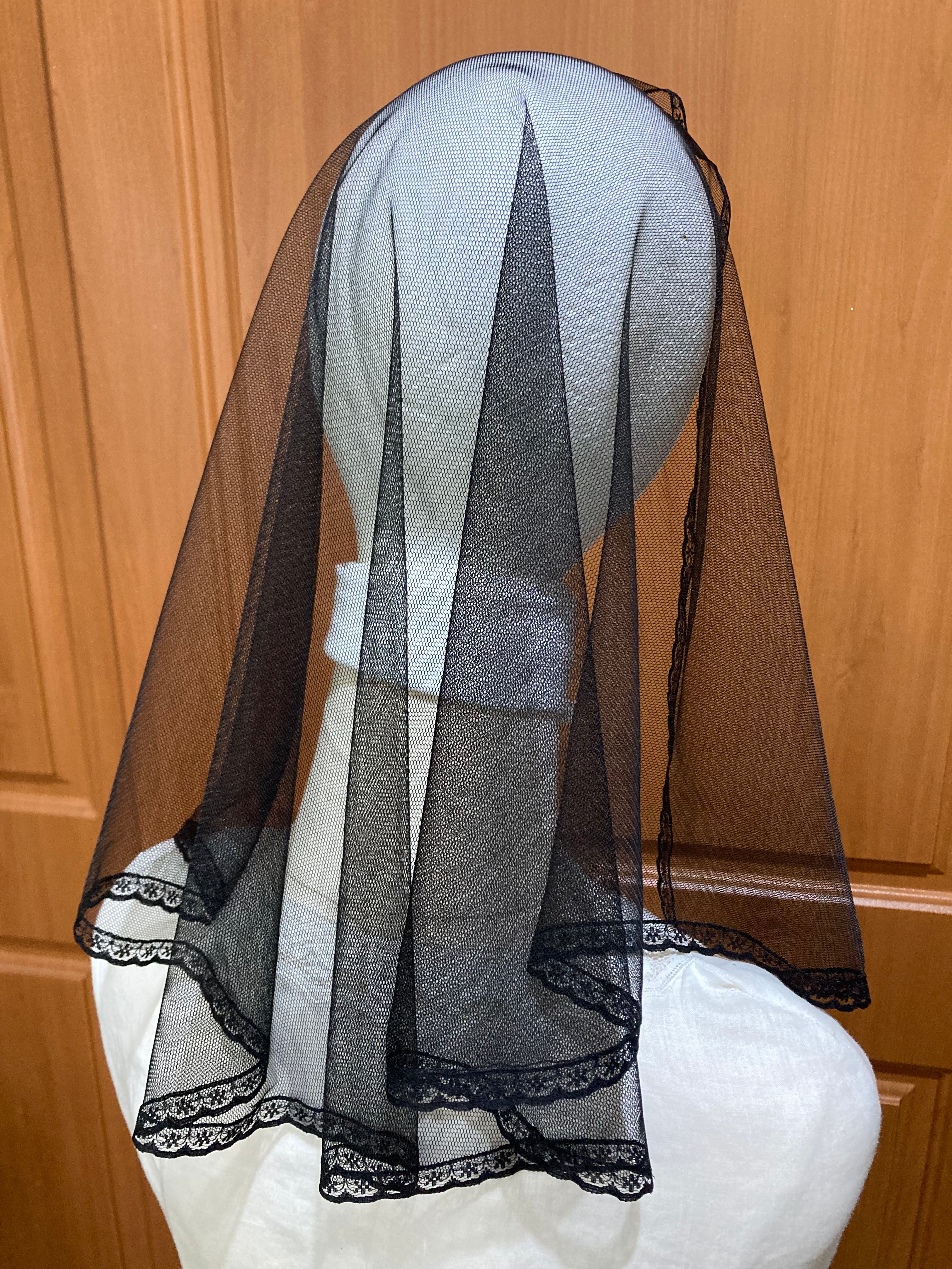 Our Lady of the Rosary - black