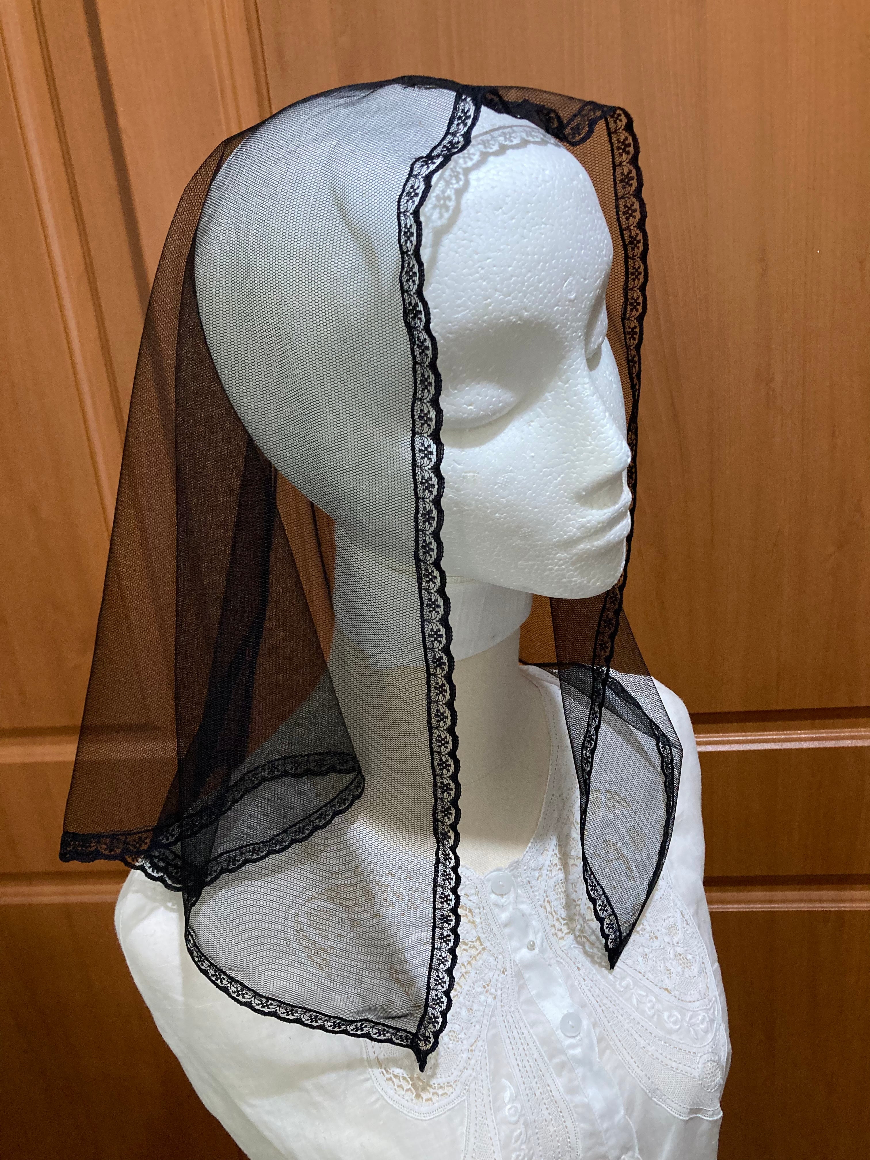 Our Lady of the Rosary - black